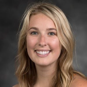 Meet your Posher, Laura